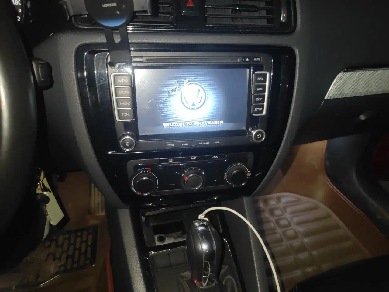 Volkswagen Sagitar 2015 230TSI Automatic Comfort Version — миниатюра 13