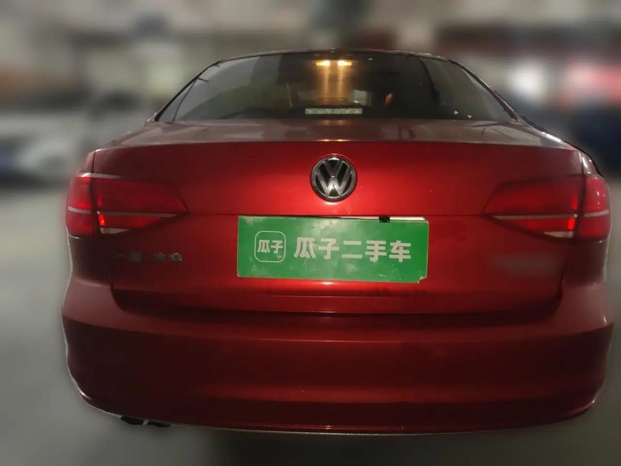 Volkswagen Sagitar 2015 230TSI Automatic Comfort Version — миниатюра 5