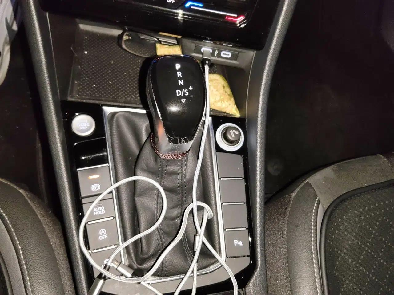 Volkswagen Sagitar 2021 280TSI DSG Luxury Smart Connectivity Edition — миниатюра 14