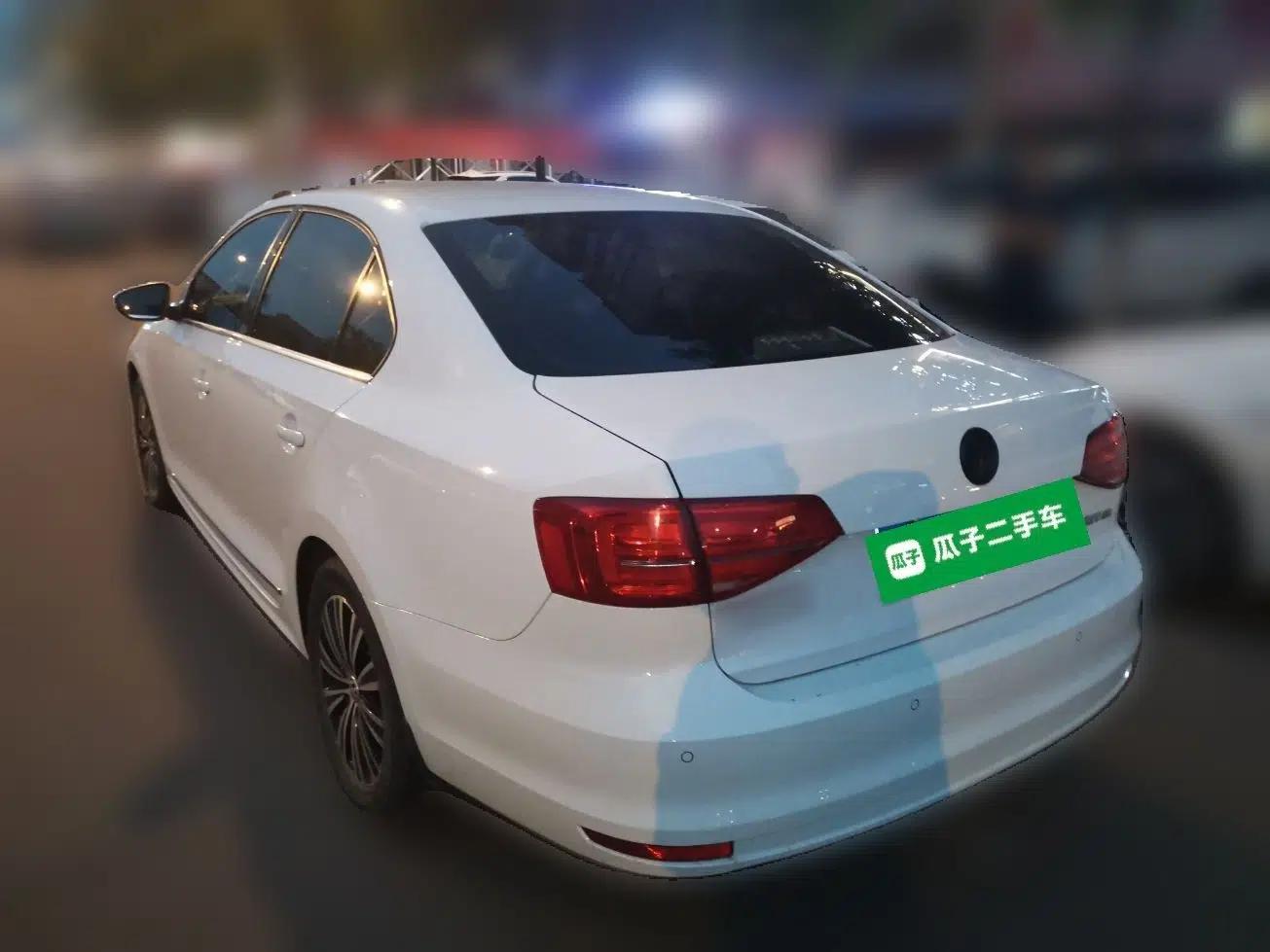 Volkswagen Sagitar 2018 1.6L Automatic Comfort Model — миниатюра 4