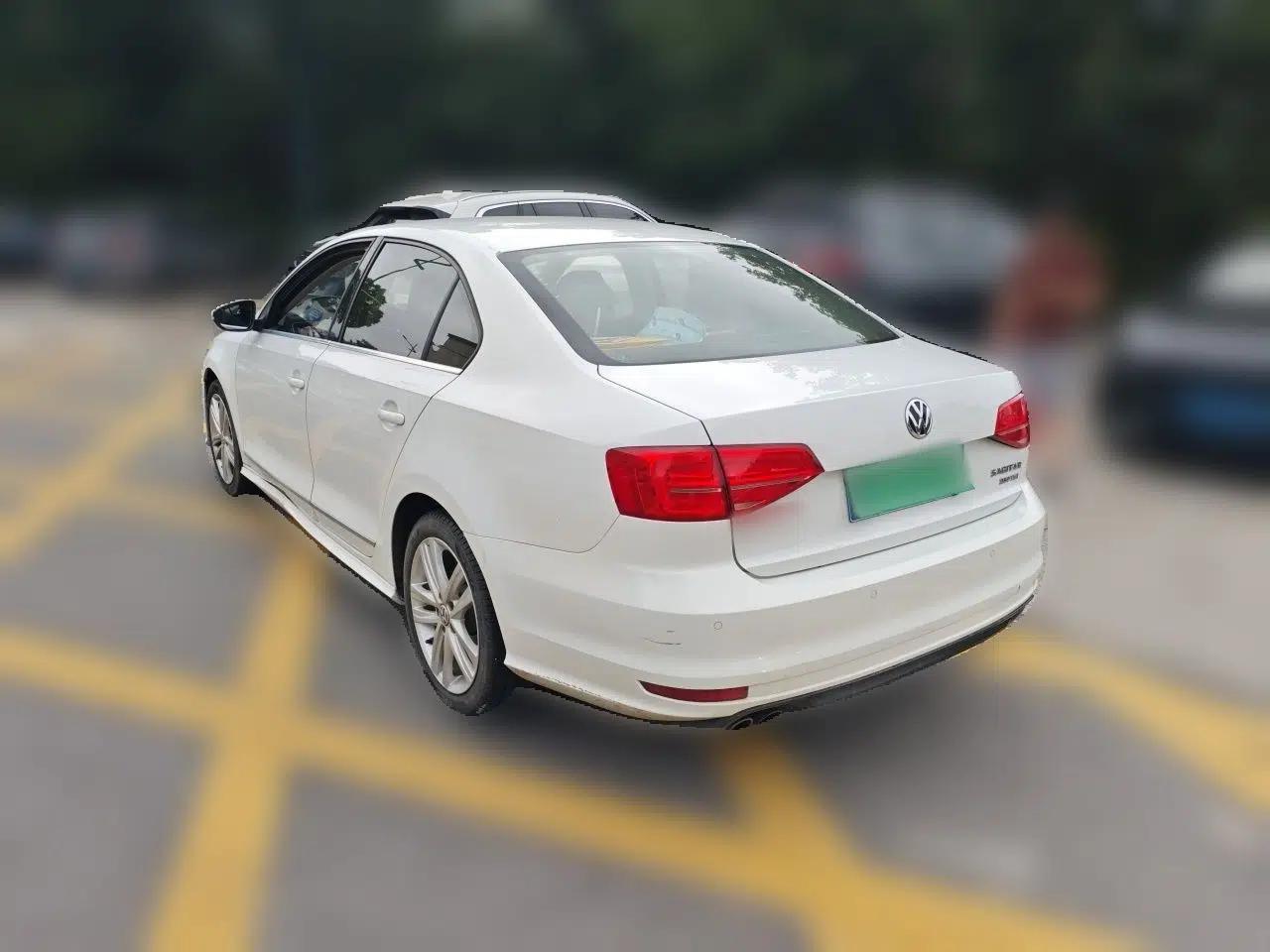 Volkswagen Sagitar 2018 280TSI DSG Ignite Edition — миниатюра 4