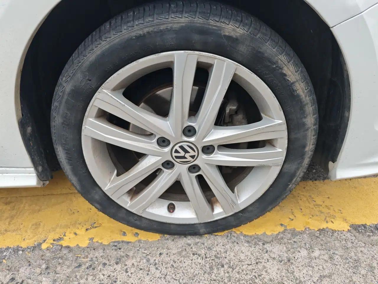 Volkswagen Sagitar 2018 280TSI DSG Ignite Edition — миниатюра 8