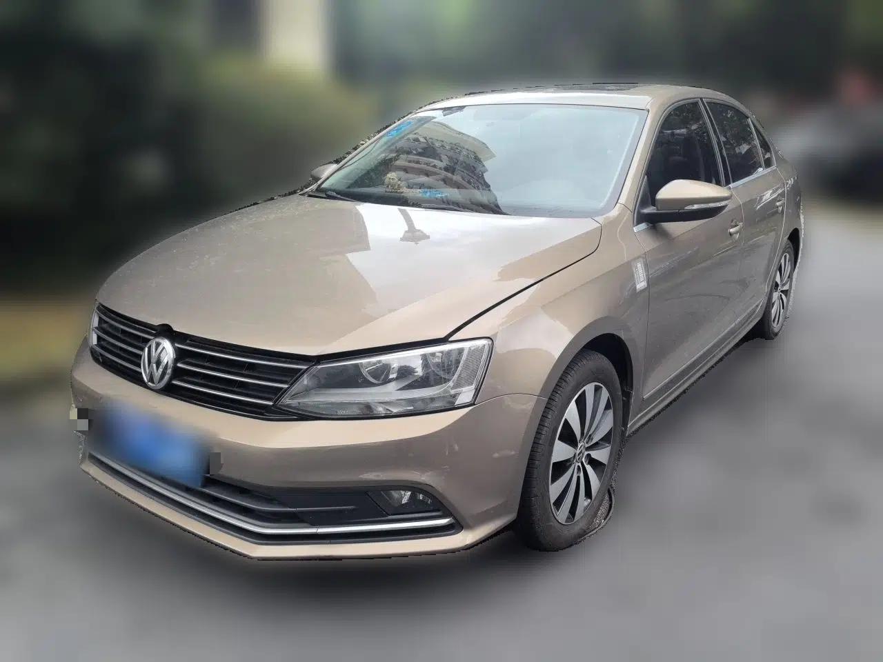 Volkswagen Sagitar 2017 230TSI Automatic Comfort Version — миниатюра 1