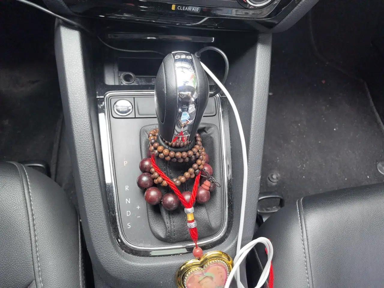 Volkswagen Sagitar 2017 230TSI Automatic Comfort Version — миниатюра 14