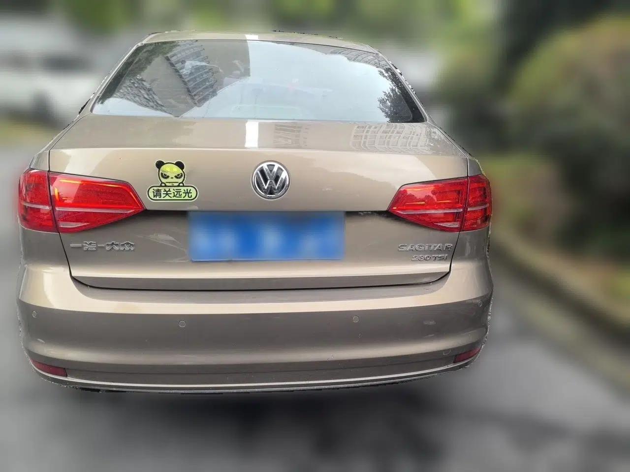Volkswagen Sagitar 2017 230TSI Automatic Comfort Version — миниатюра 5
