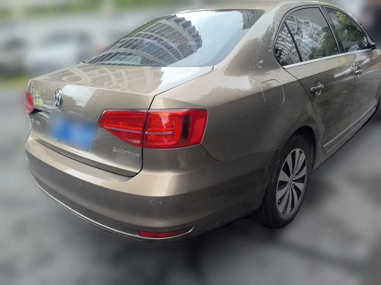 Volkswagen Sagitar 2017 230TSI Automatic Comfort Version — миниатюра 6