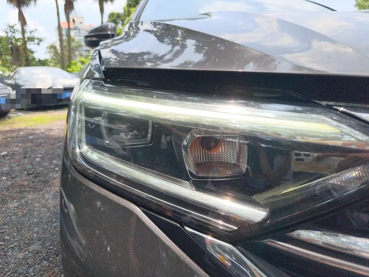 Volkswagen Sagitar 2023 300TSI DSG Excellence Edition — миниатюра 7