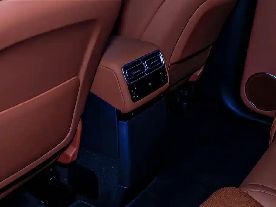 Li Auto L7 2025 Max Intelligent Renewal Edition — миниатюра 4