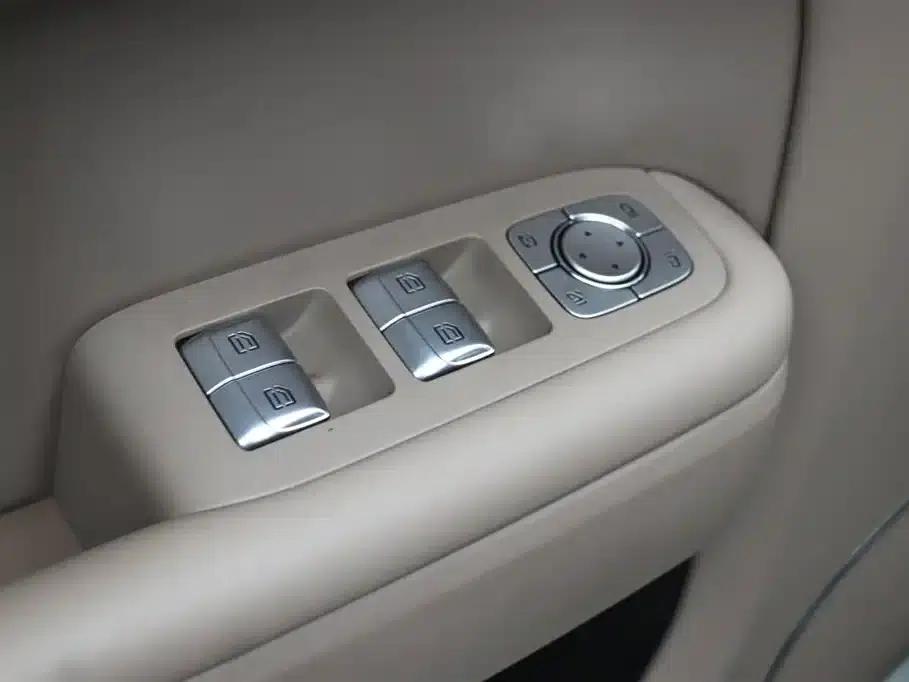 Li Auto L7 2025 Ultra Intelligent Renewal Edition — миниатюра 12
