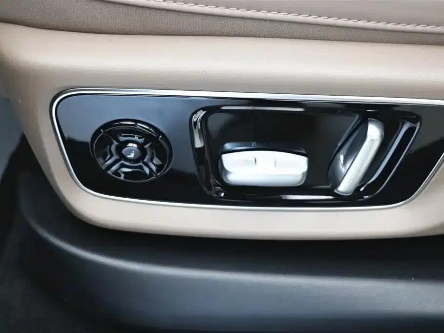 Li Auto L7 2025 Ultra Intelligent Renewal Edition — миниатюра 13