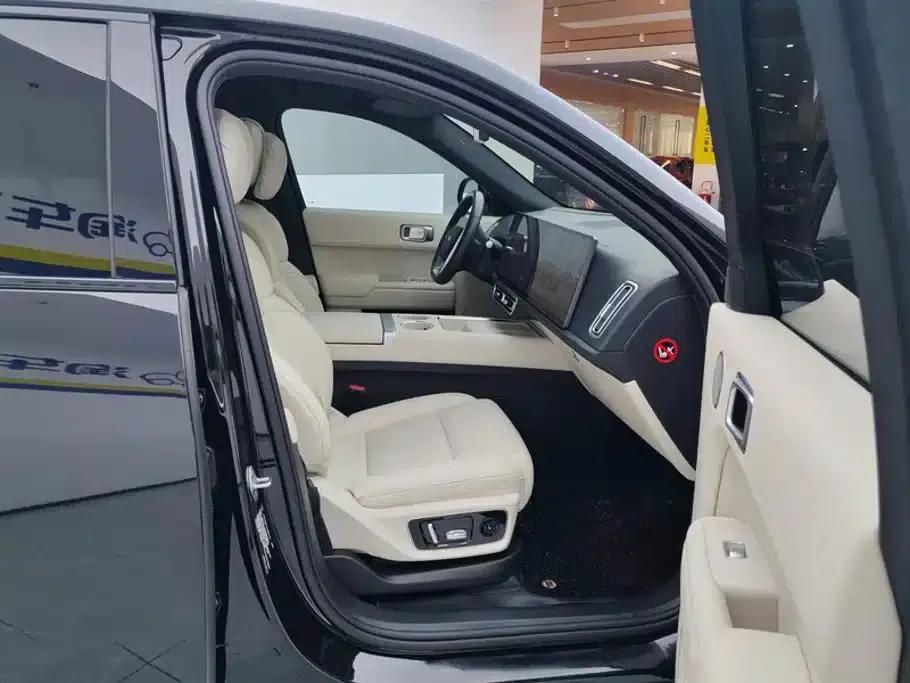 Li Auto L7 2023 Pro — миниатюра 8