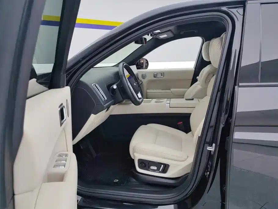 Li Auto L7 2023 Pro — миниатюра 9