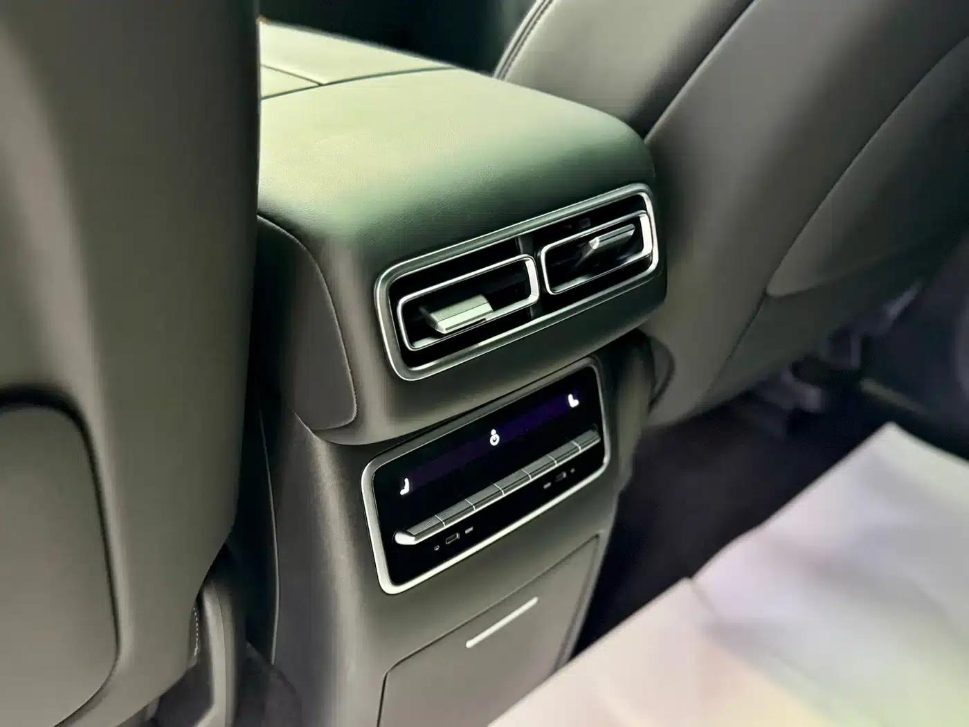 Li Auto L7 2023 Pro — миниатюра 13