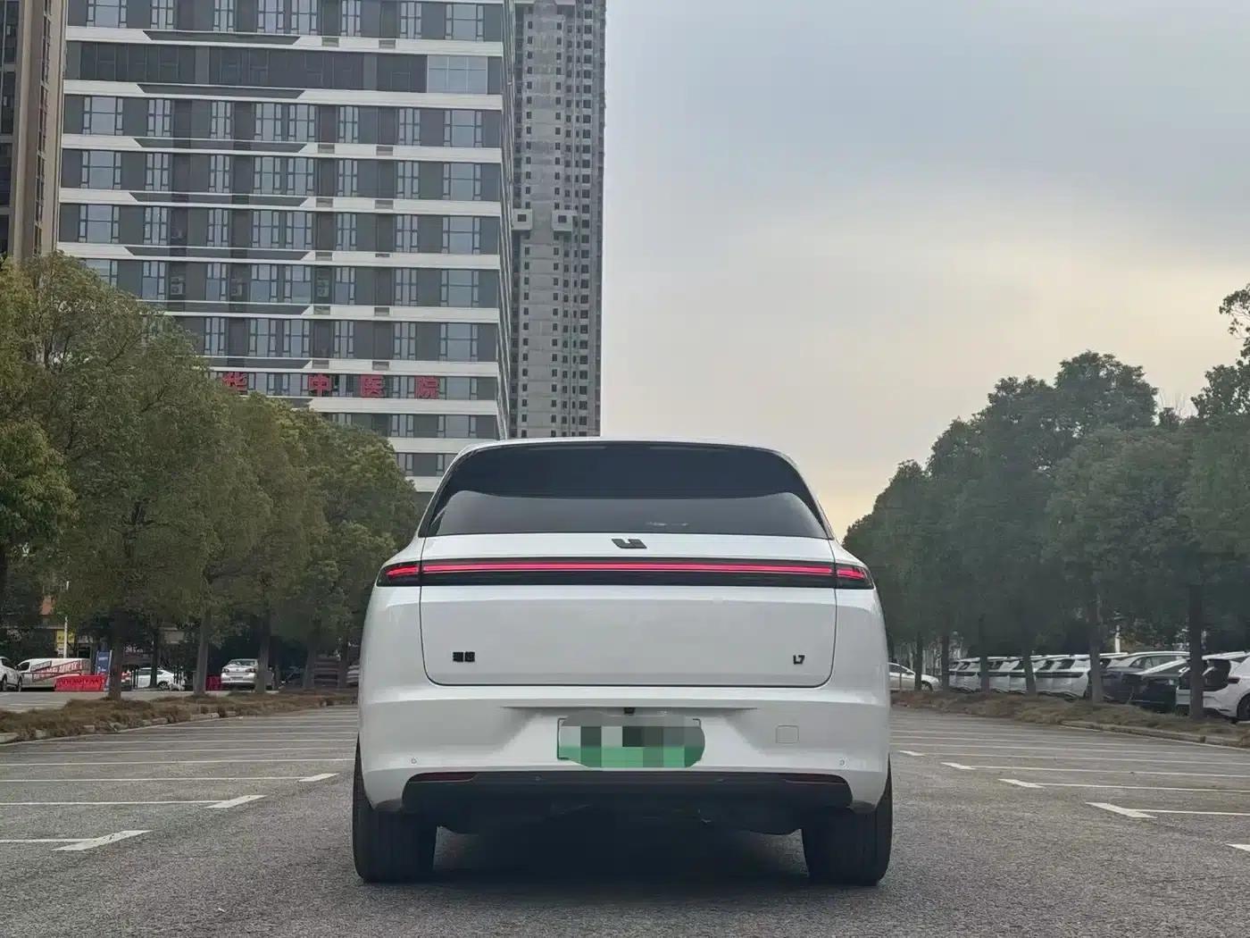 Li Auto L7 2023 Pro — миниатюра 10