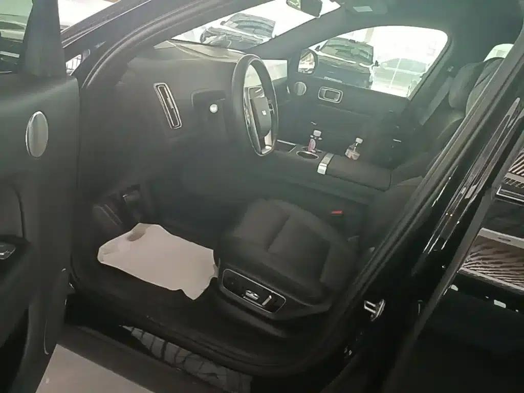 Li Auto L7 2023 Max — миниатюра 16