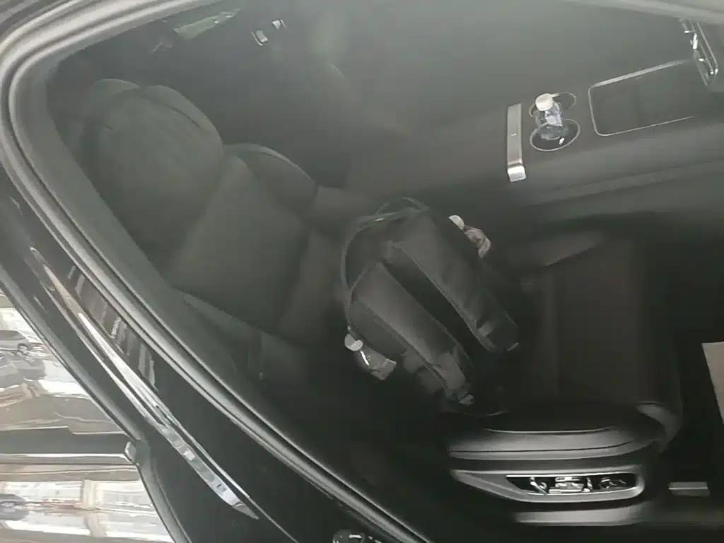 Li Auto L7 2023 Max — миниатюра 25