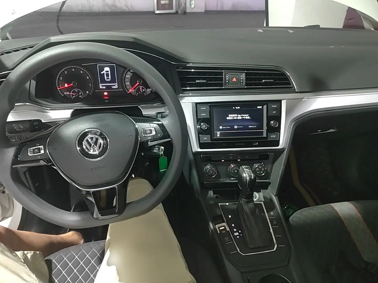 Volkswagen Lamando 2021 230TSI DSG Fashion Edition — миниатюра 17