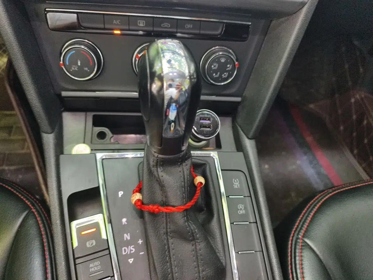 Volkswagen Lamando 2018 230TSI DSG Fashion Edition — миниатюра 14