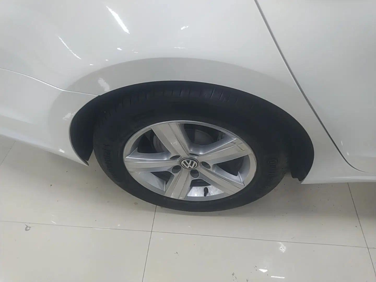 Volkswagen Lamando 2019 230TSI DSG Fashion Edition China VI — миниатюра 16