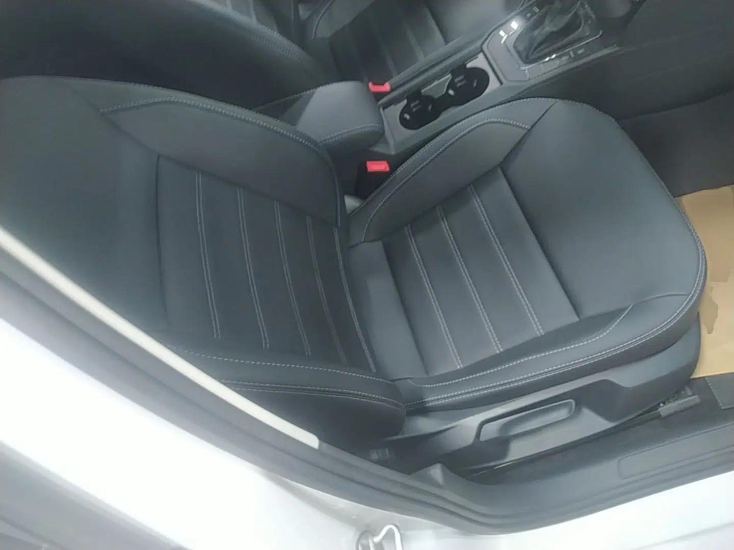 Volkswagen Lamando 2019 230TSI DSG Fashion Edition China VI — миниатюра 24