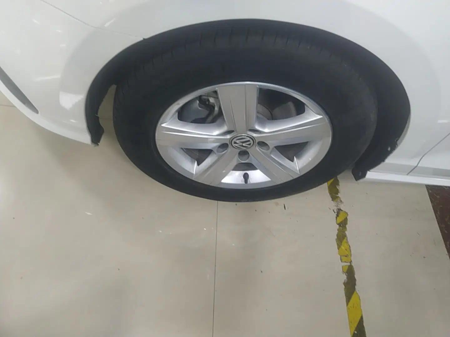 Volkswagen Lamando 2019 230TSI DSG Fashion Edition China VI — миниатюра 10