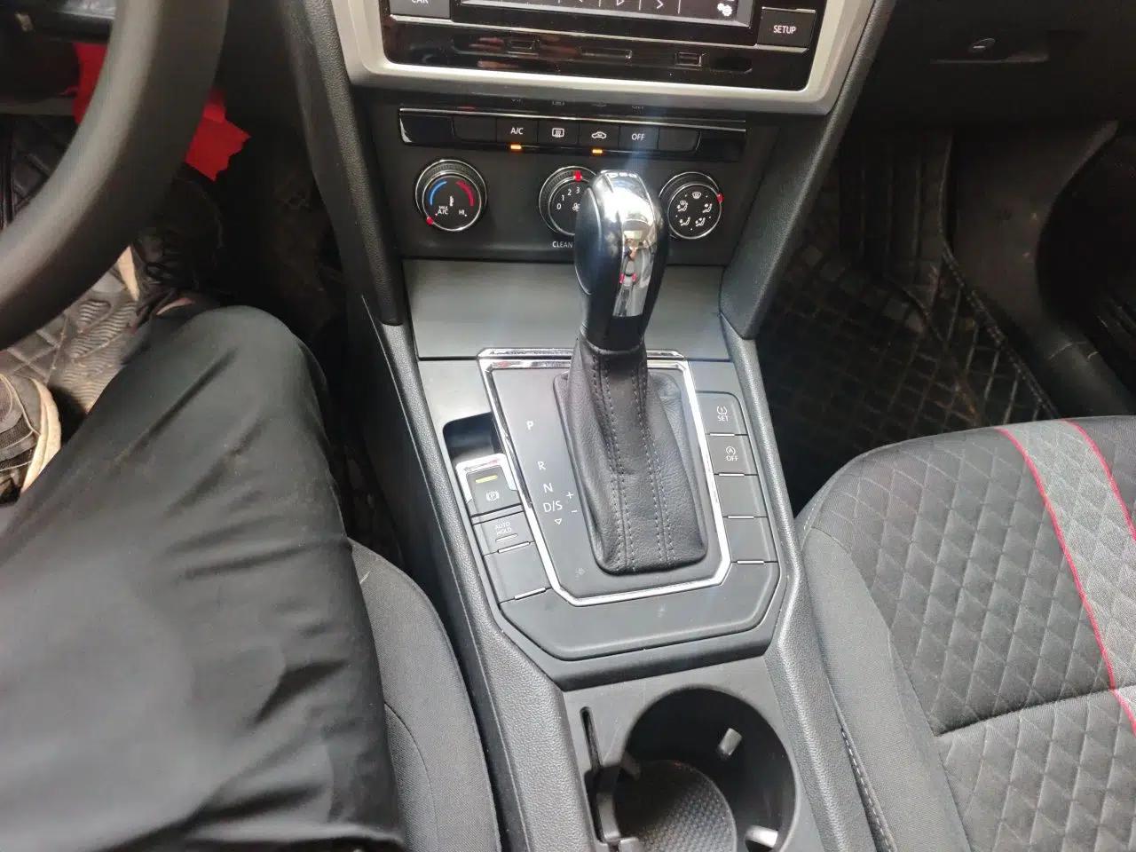Volkswagen Lamando 2019 230TSI DSG Vision Edition China VI Standard — миниатюра 14
