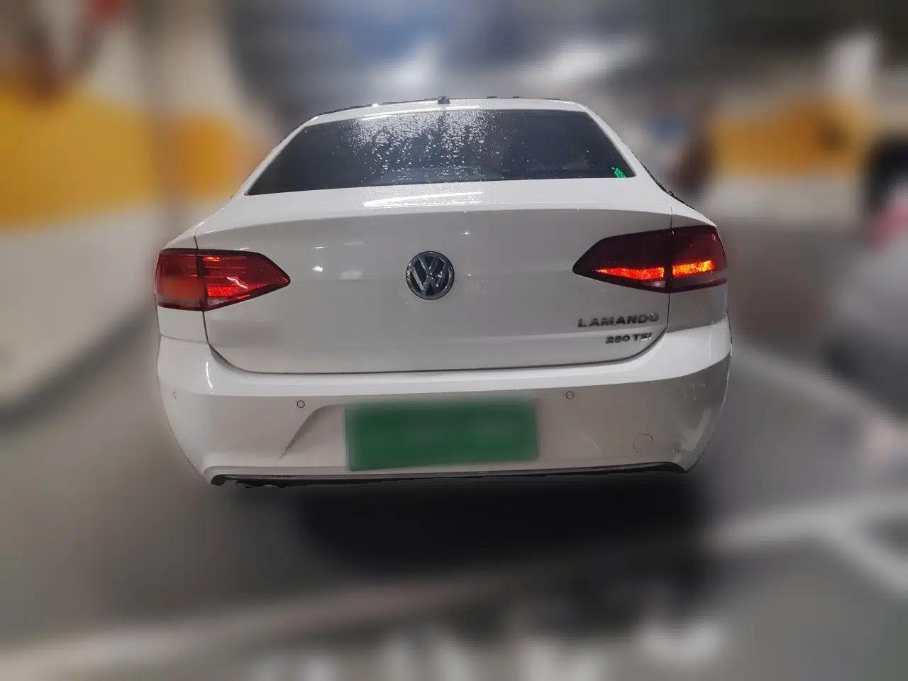 Volkswagen Lamando 2017 280TSI DSG Luxury Edition — миниатюра 5