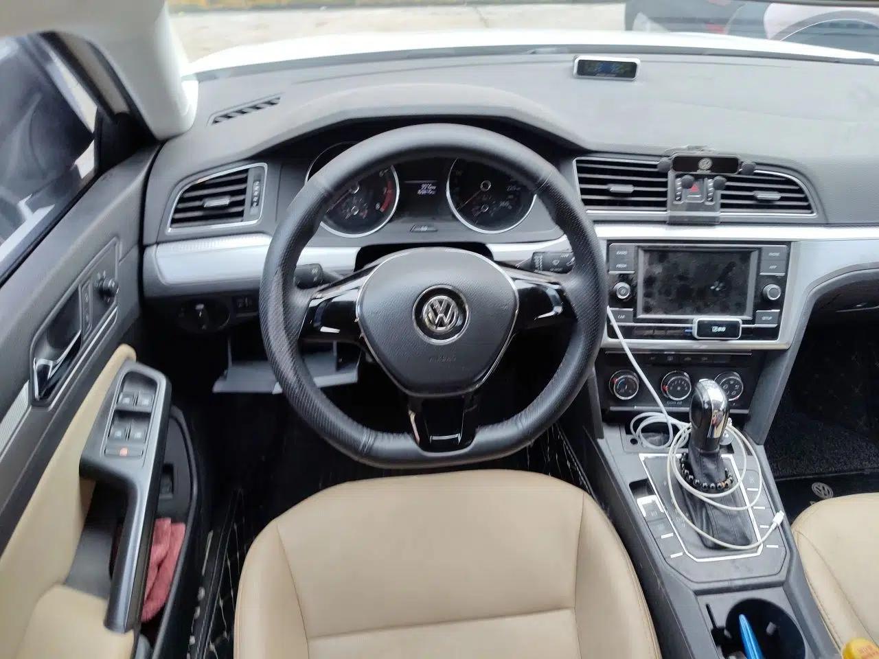 Volkswagen Lamando 2017 230TSI DSG Fashion Edition — миниатюра 10