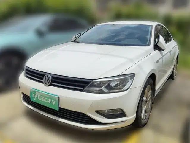 Volkswagen Lamando 2017 230TSI DSG Fashion Edition