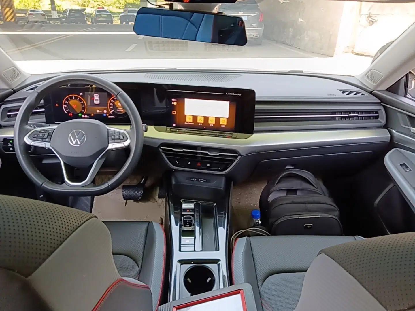 Volkswagen Lamando 2022 Lingdu L 280TSI DSG Spicy Edition — миниатюра 17
