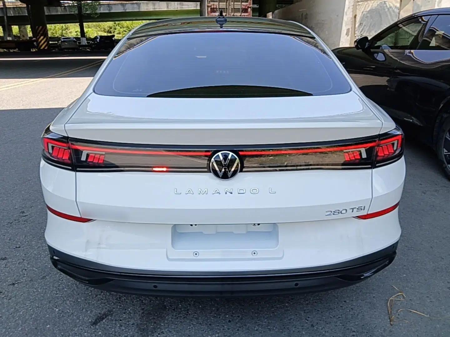 Volkswagen Lamando 2022 Lingdu L 280TSI DSG Spicy Edition — миниатюра 5
