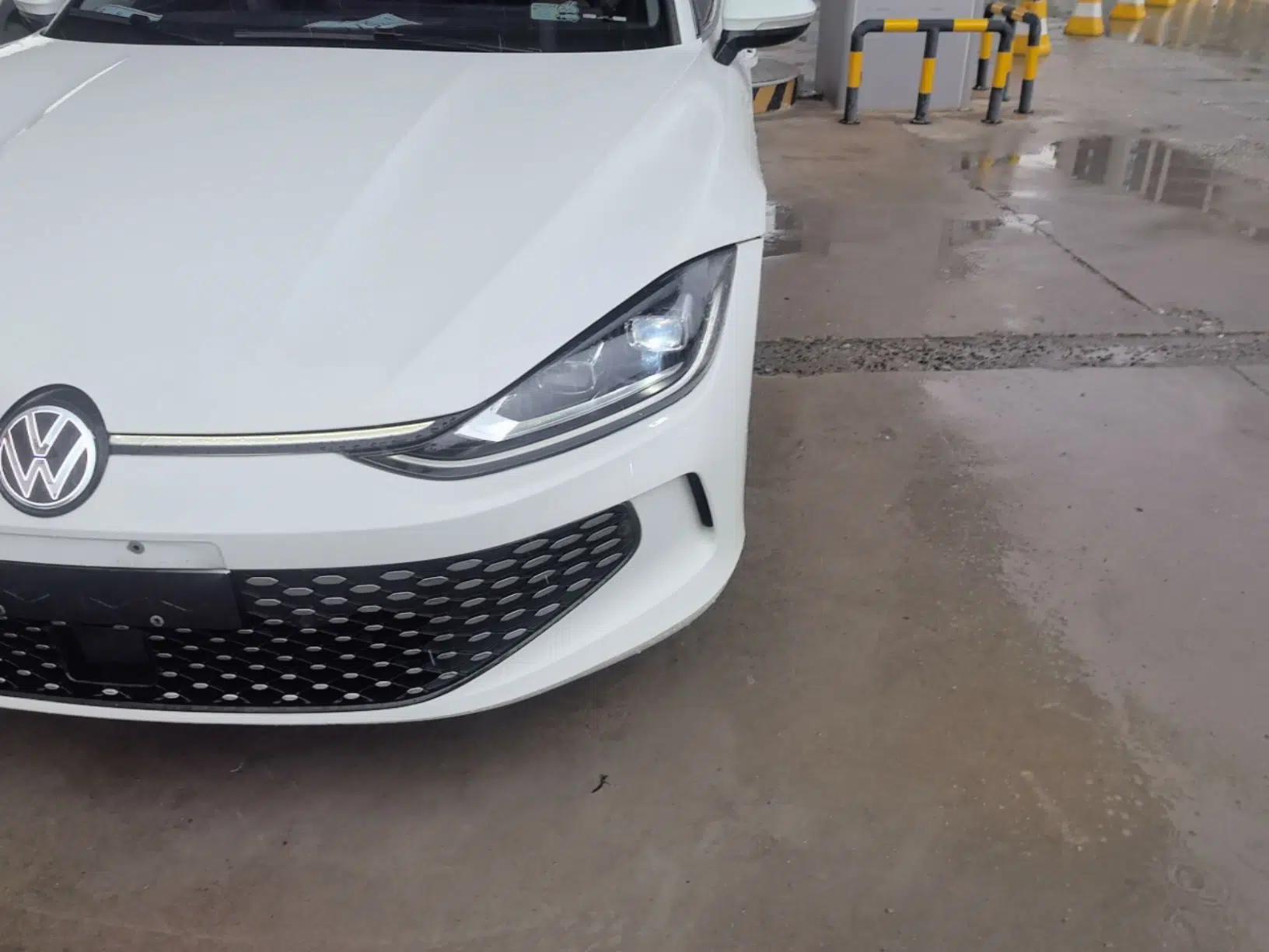 Volkswagen Lamando 2023 Lavida L 280TSI DSG Cool & Spicy Edition — миниатюра 8