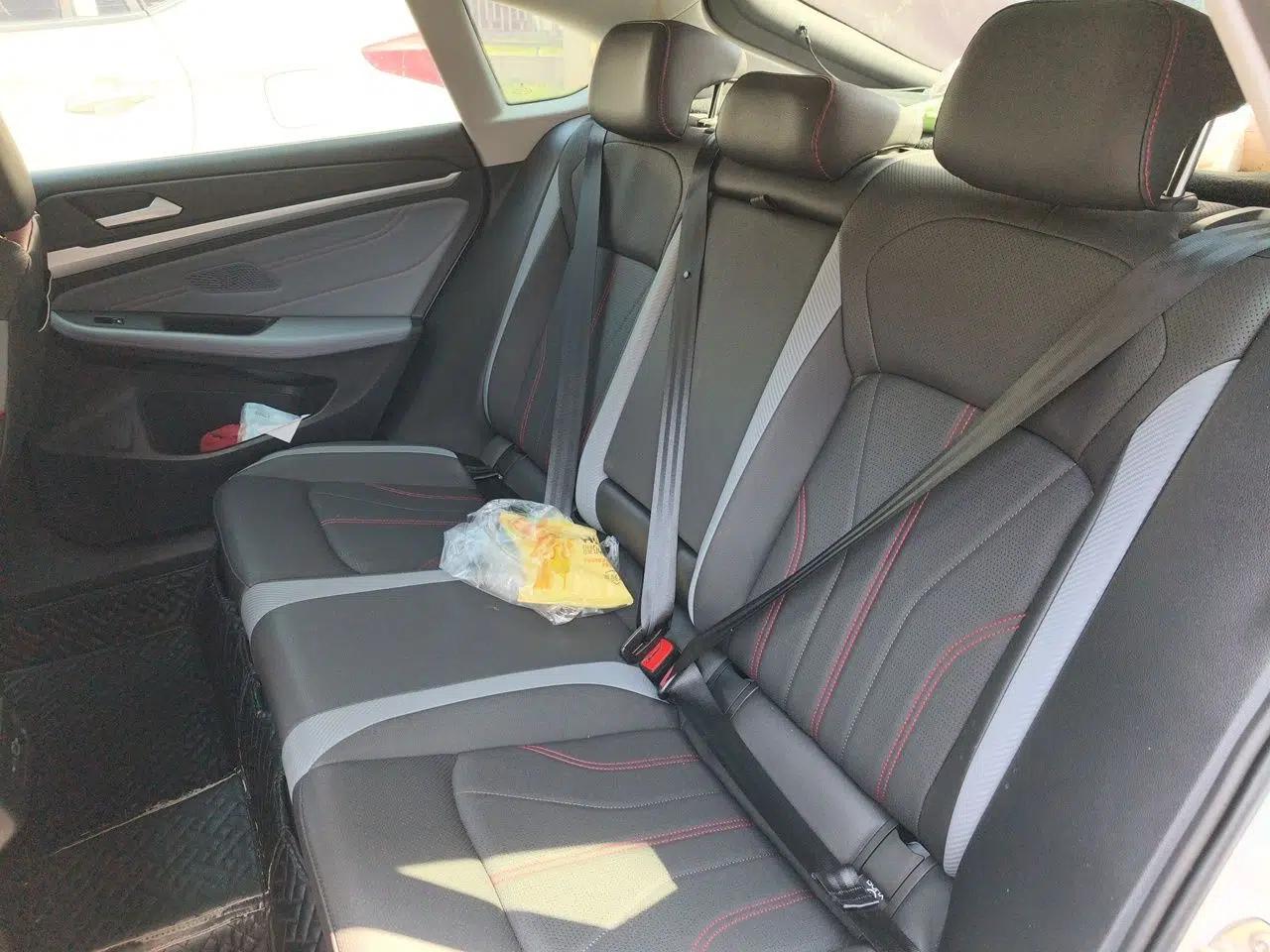 Volkswagen Lamando 2022 Lingdu L 280TSI DSG Spicy Edition — миниатюра 17