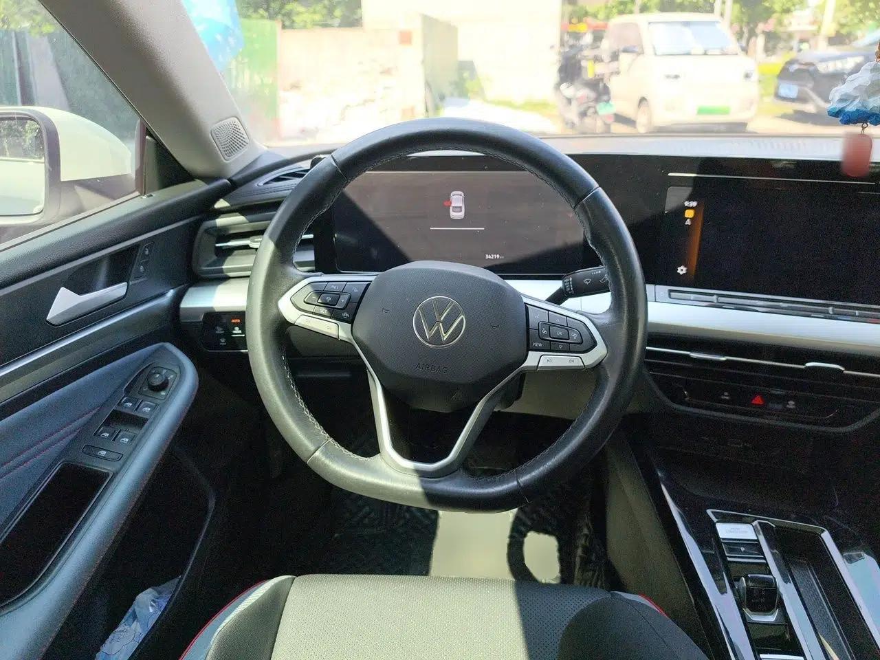 Volkswagen Lamando 2022 Lingdu L 280TSI DSG Spicy Edition — миниатюра 10