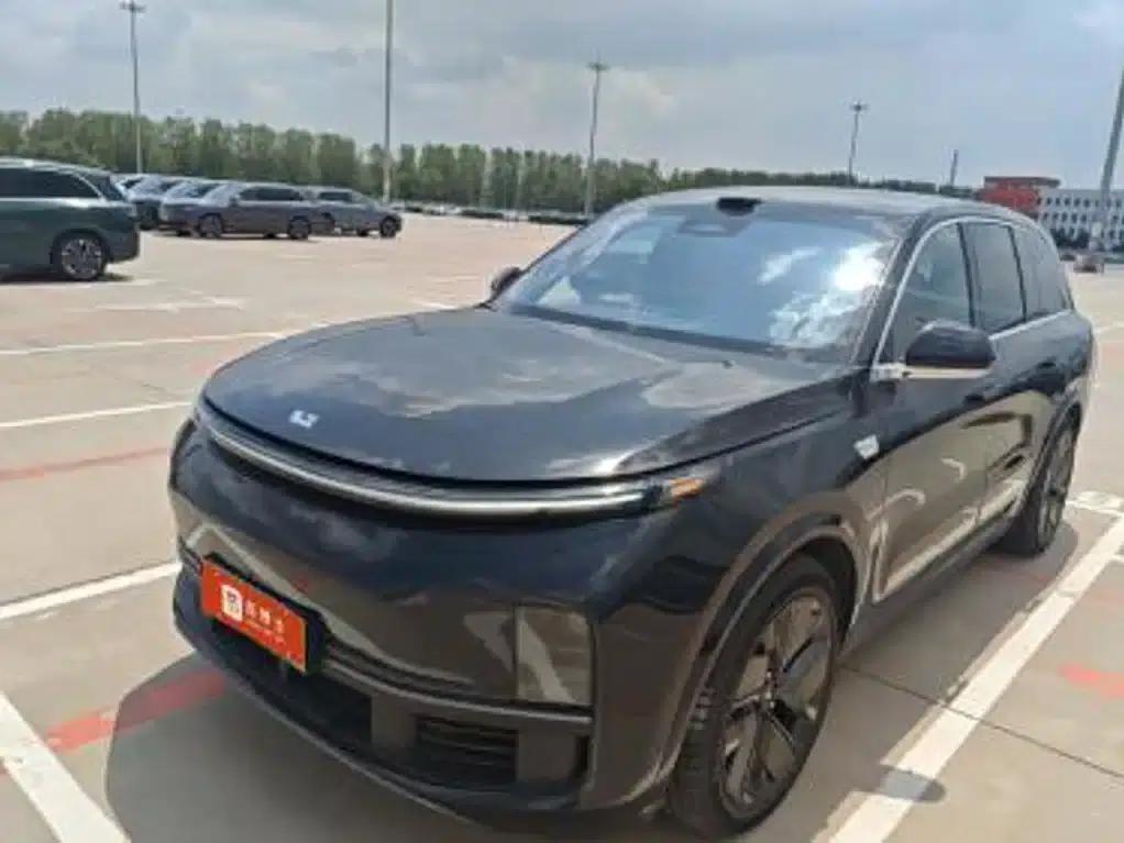 Li Auto L8 2025 Max Smart Renewal Edition — миниатюра 1