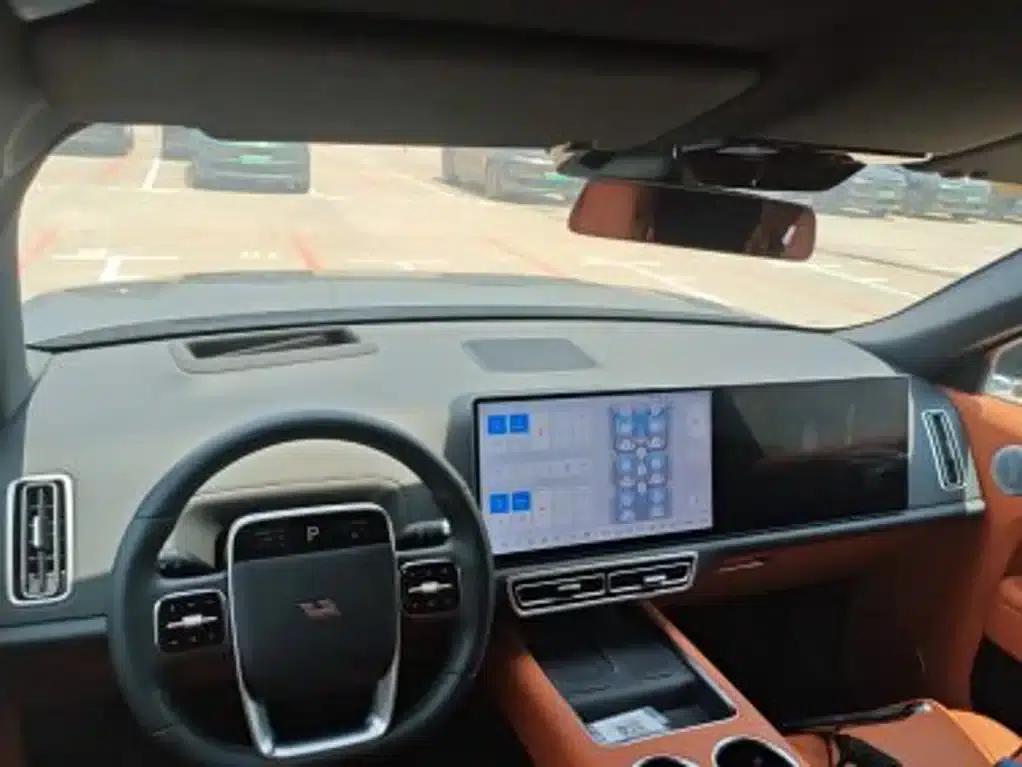 Li Auto L8 2025 Max Smart Renewal Edition — миниатюра 8