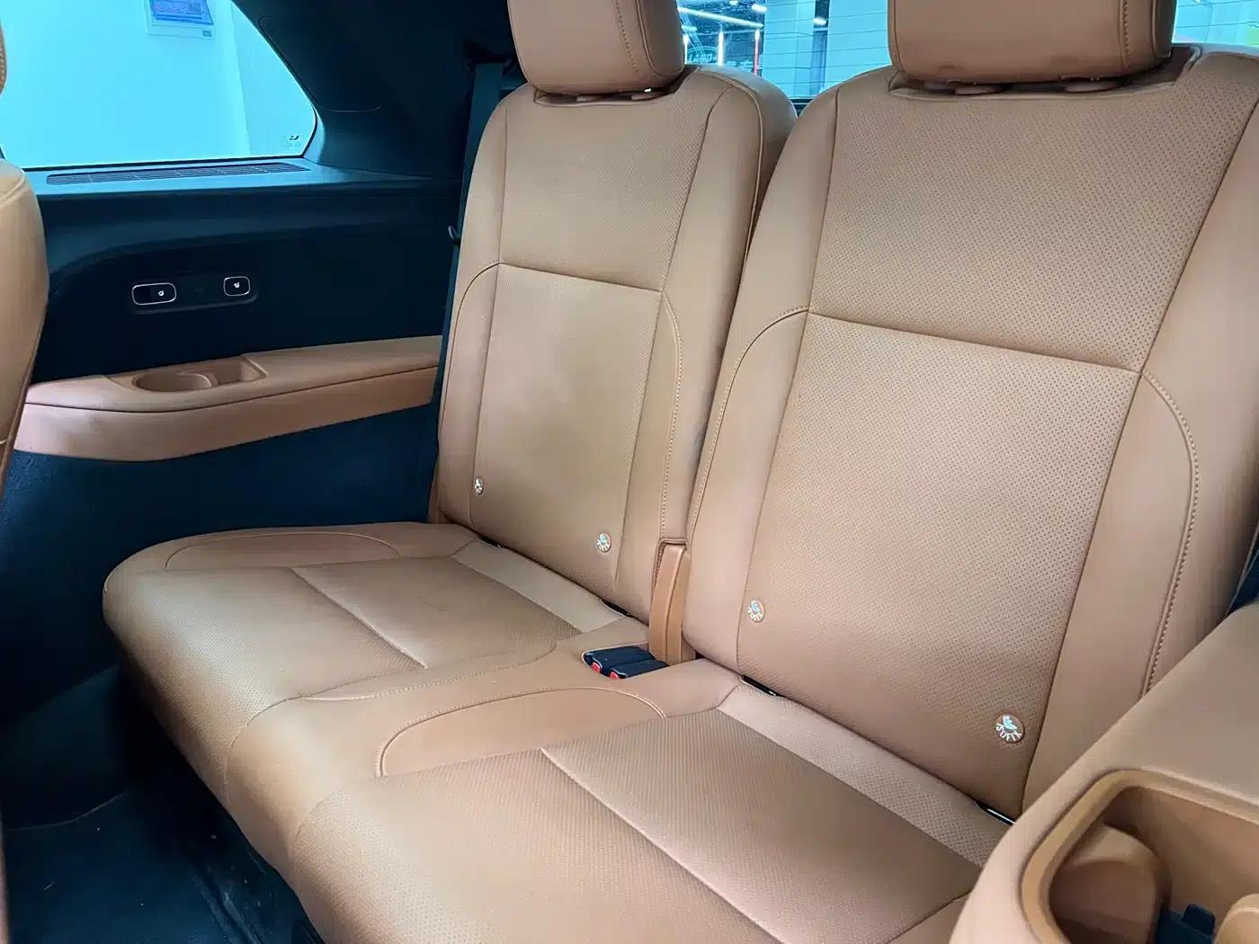 Li Auto L8 2024 Max — миниатюра 19