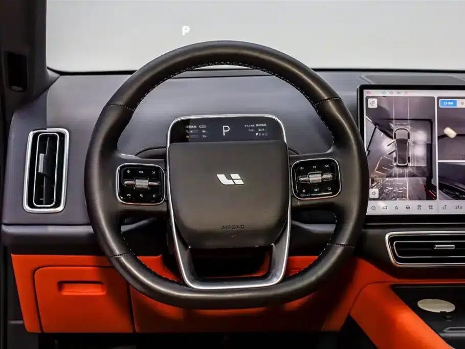 Li Auto L8 2023 Max — миниатюра 14