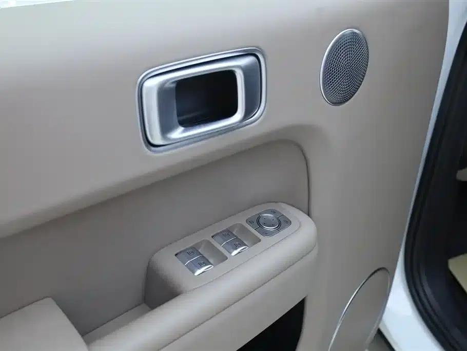 Li Auto L8 2025 Max Smart Renewal Edition — миниатюра 11