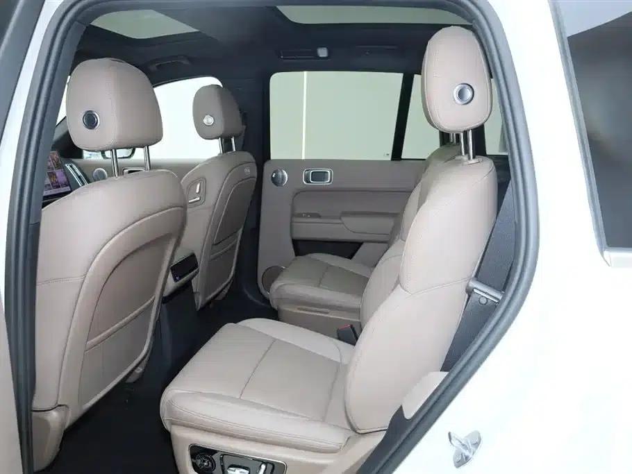 Li Auto L8 2025 Max Smart Renewal Edition — миниатюра 15