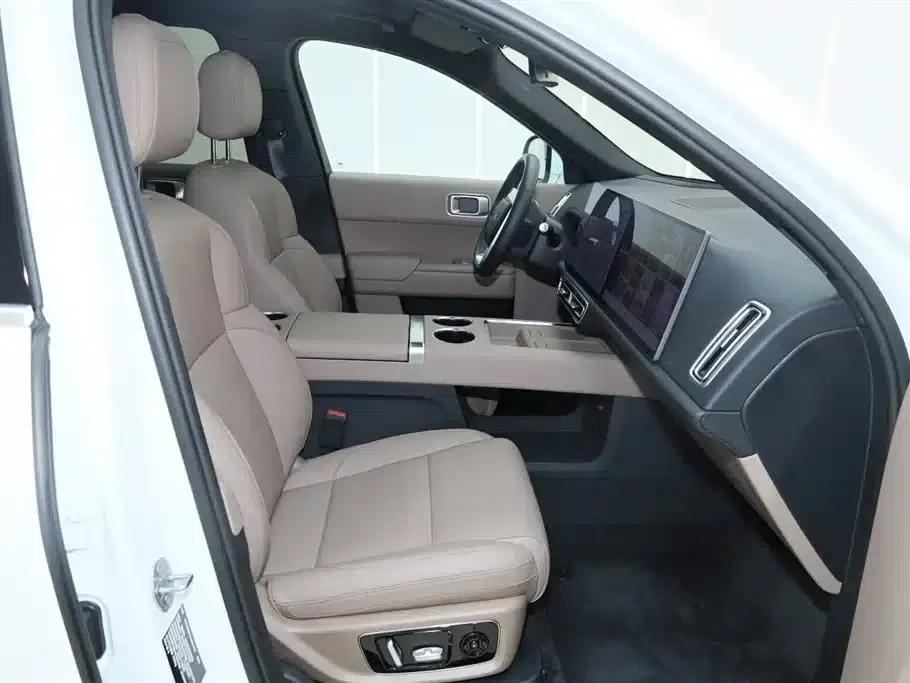 Li Auto L8 2025 Max Smart Renewal Edition — миниатюра 7