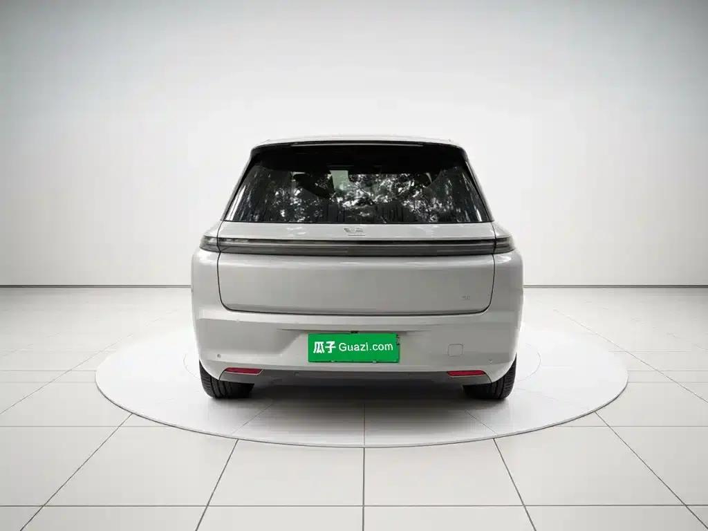 Li Auto L8 2023 Pro — миниатюра 3