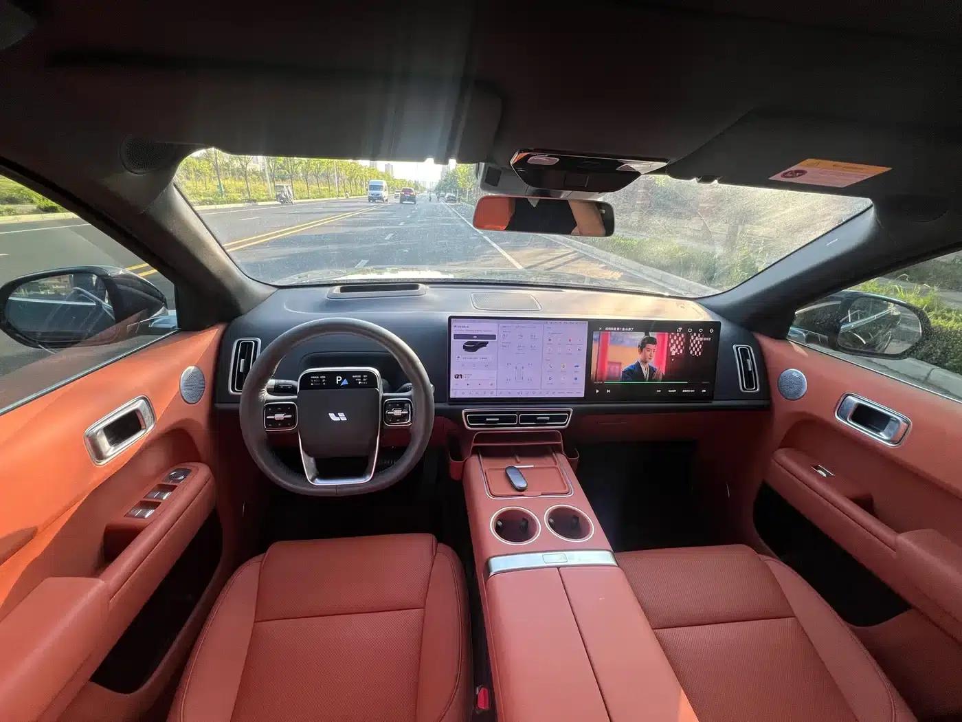 Li Auto L8 2025 Max Smart Renewal Edition — миниатюра 5