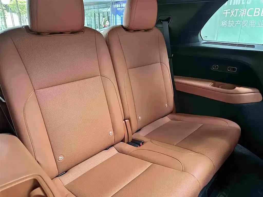 Li Auto L8 2024 Pro — миниатюра 23