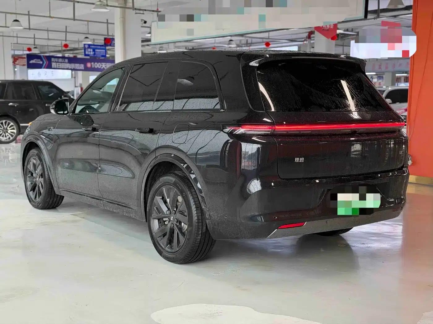Li Auto L8 2023 Pro — миниатюра 4