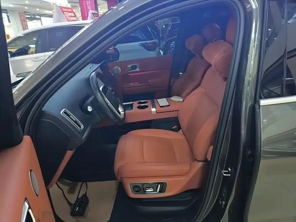 Li Auto L8 2023 Air — миниатюра 15