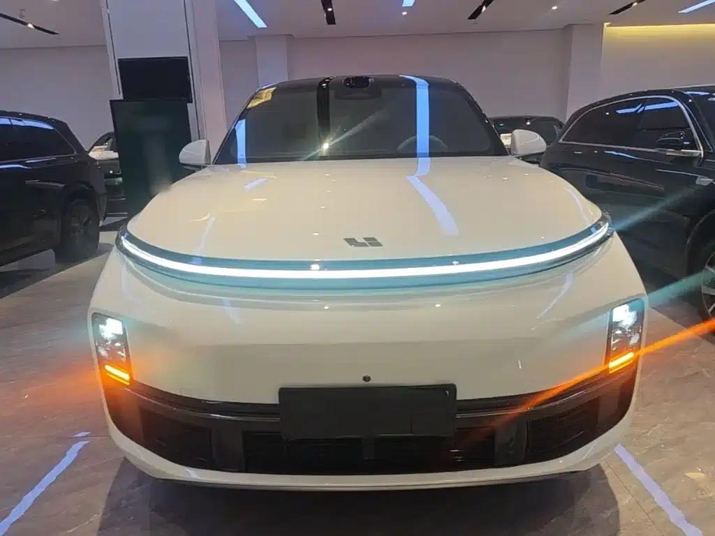 Li Auto L8 2025 Ultra Intelligent Renewal Edition — миниатюра 3