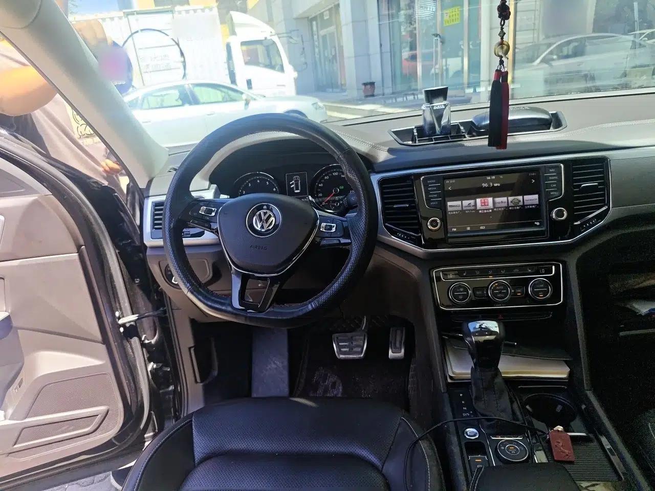 Volkswagen Teramont 2017 380TSI Four-Wheel Drive Luxury Edition — миниатюра 10
