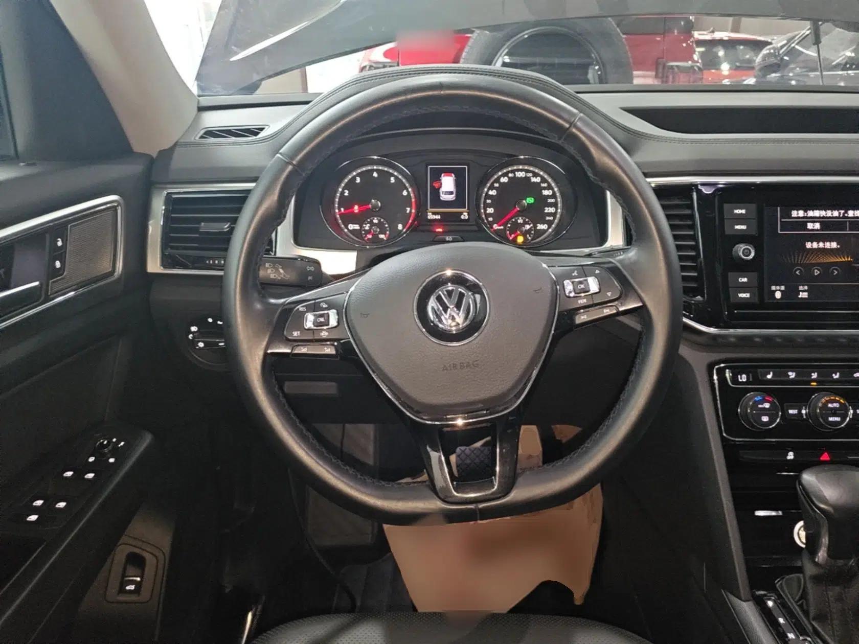 Volkswagen Teramont 2019 330TSI Two-Wheel-Drive Luxury Edition China V Standard — миниатюра 13