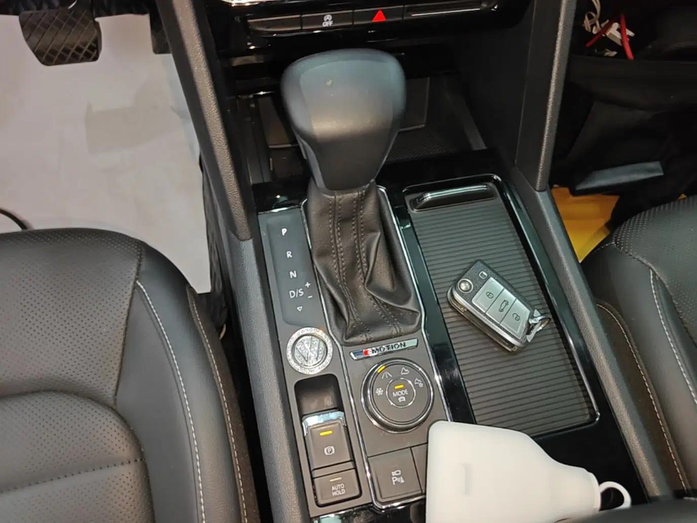 Volkswagen Teramont 2020 380TSI Four-Wheel Drive Luxury Version China VI Standard — миниатюра 16